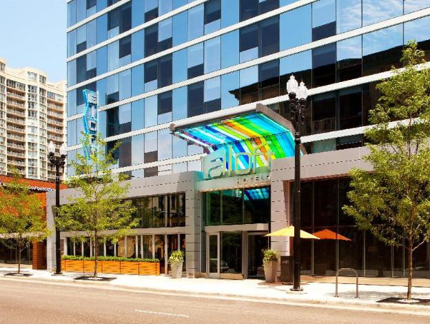 aloft chicago downtown river north