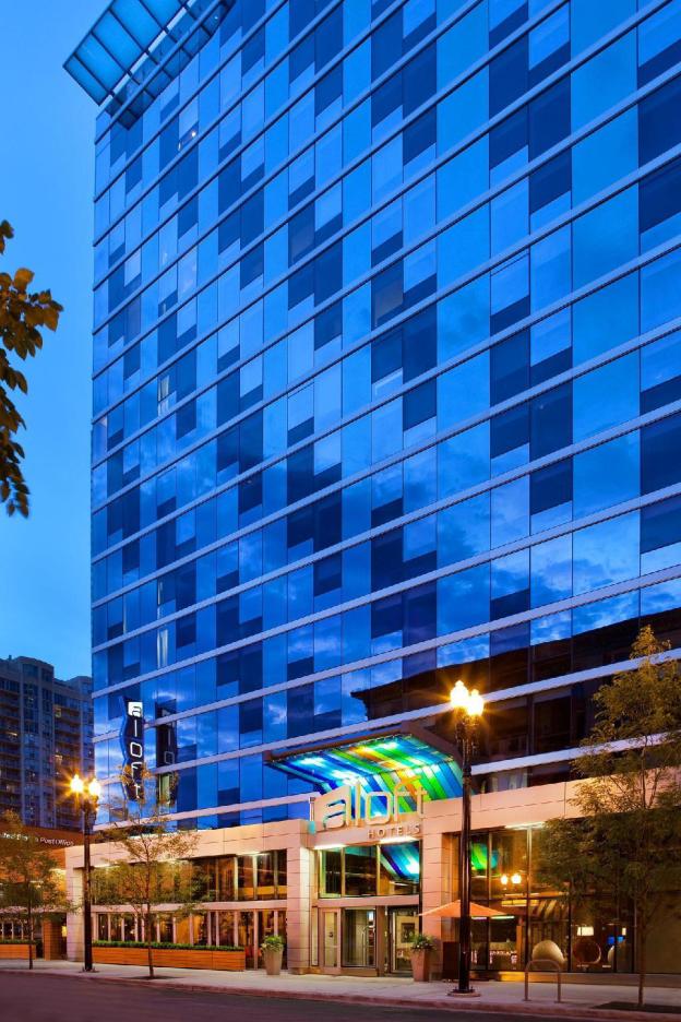 aloft chicago downtown river north