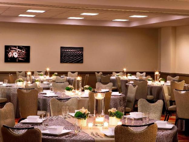 aloft chicago downtown river north