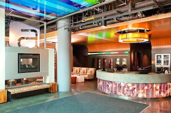 aloft chicago downtown river north