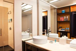 aloft chicago downtown river north