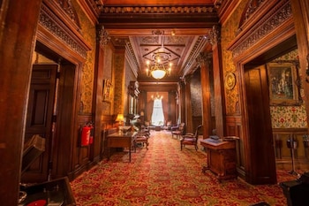 macdonald norwood hall hotel