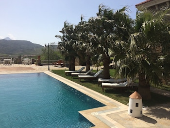 anemos hotel