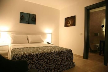 anemos hotel
