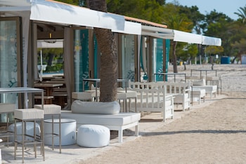 iberostar waves ciudad blanca