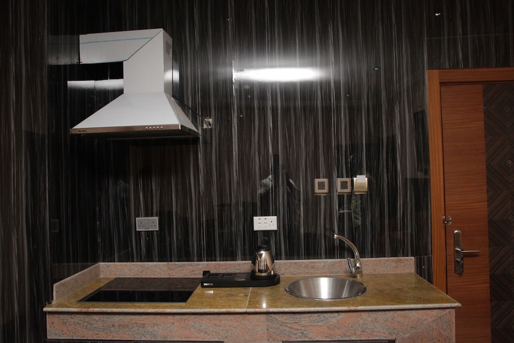 swiss international mabisel hotel port harcourt