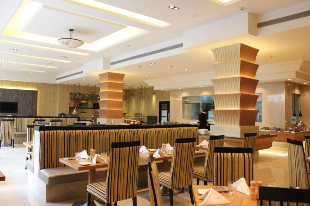 balaji sarovar premiere solapur