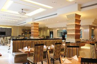 balaji sarovar premiere solapur