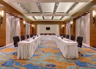 balaji sarovar premiere solapur