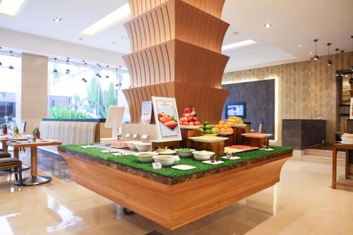 balaji sarovar premiere solapur