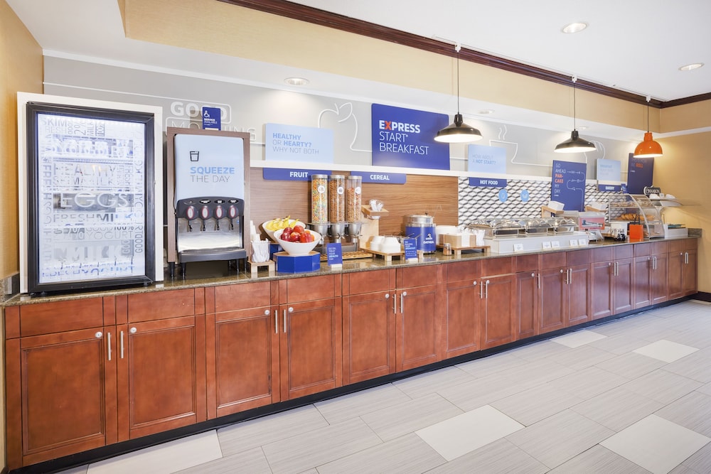 holiday inn express circleville by ihg