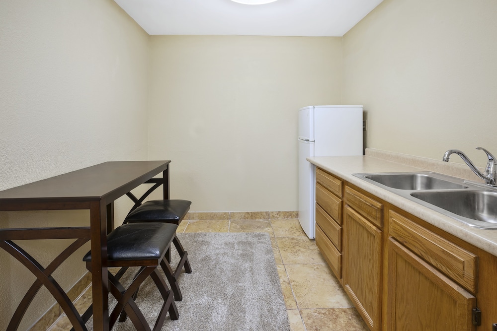 holiday inn express circleville by ihg