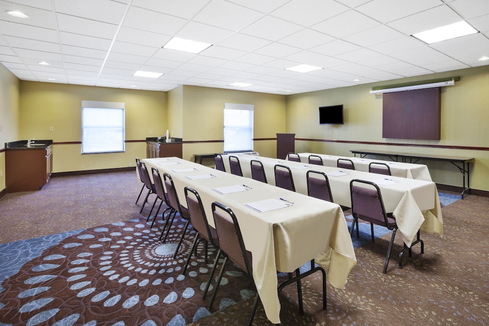 holiday inn express circleville by ihg