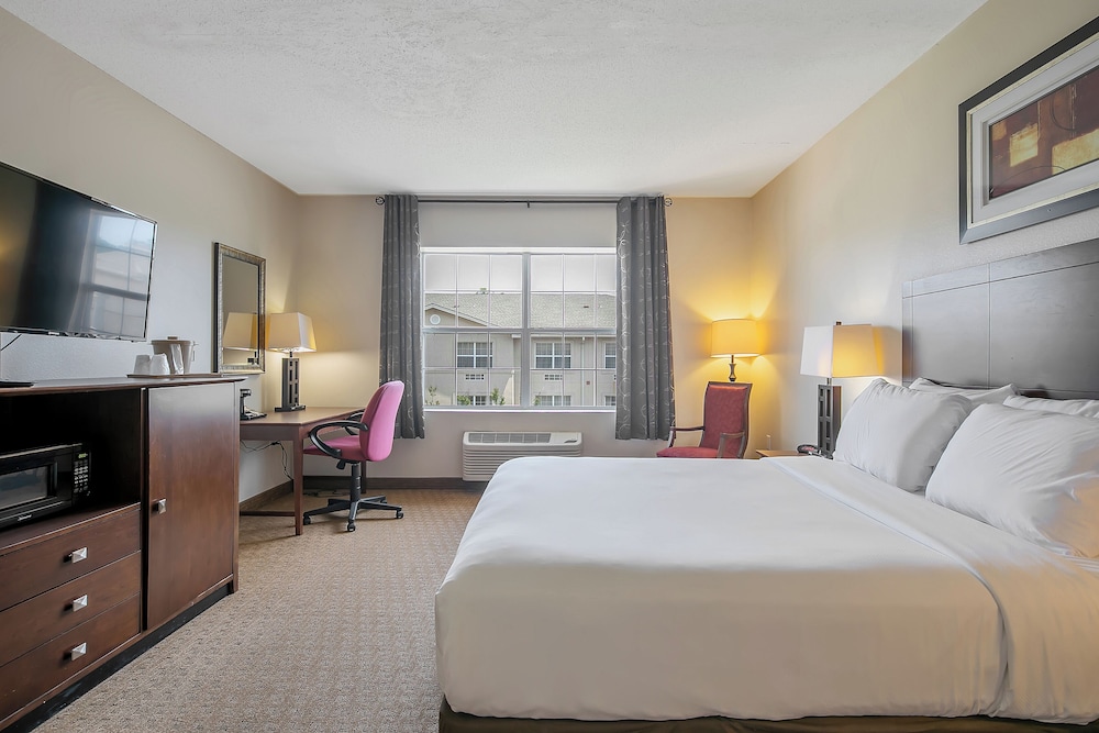 landmark inn fort liberty