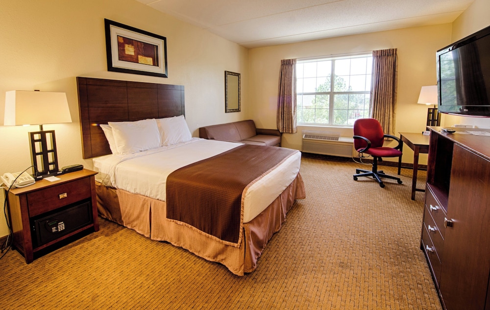 landmark inn fort liberty