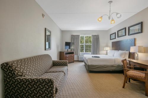 landmark inn fort liberty