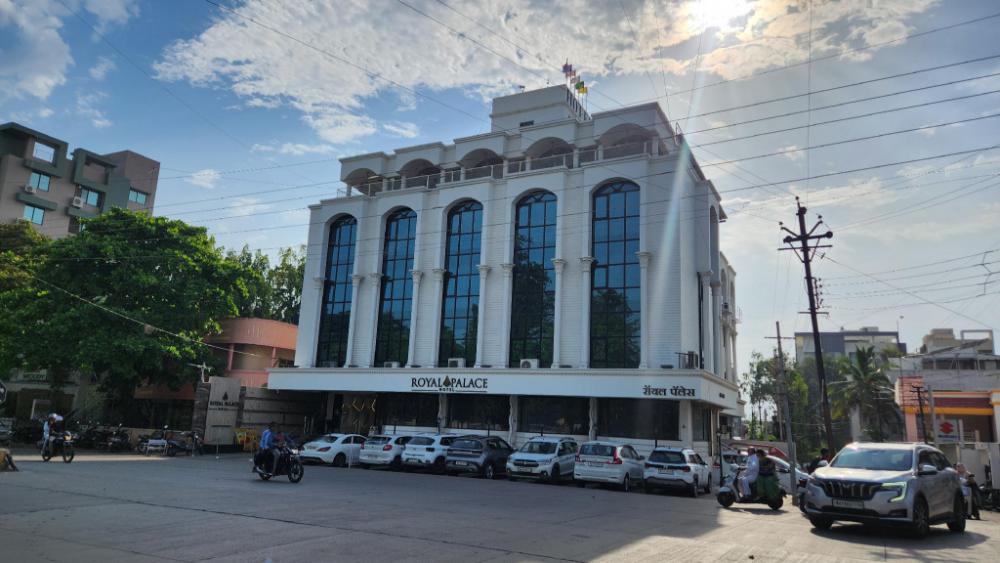 hotel royal palace
