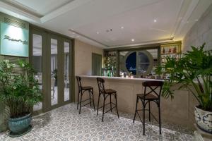au lac charner hotel
