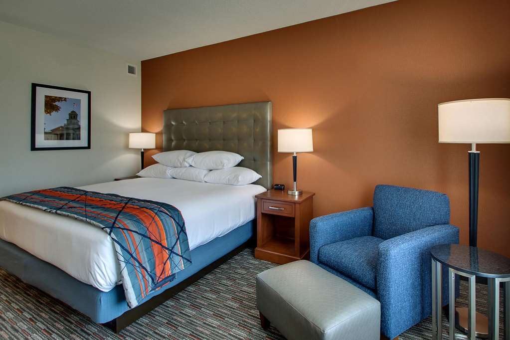 drury inn and suites iowa city coralville