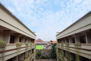 votel kartika abadi madiun