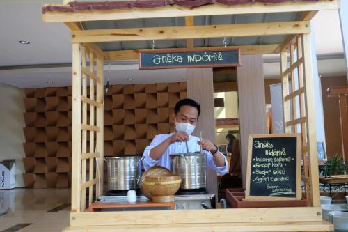 votel kartika abadi madiun