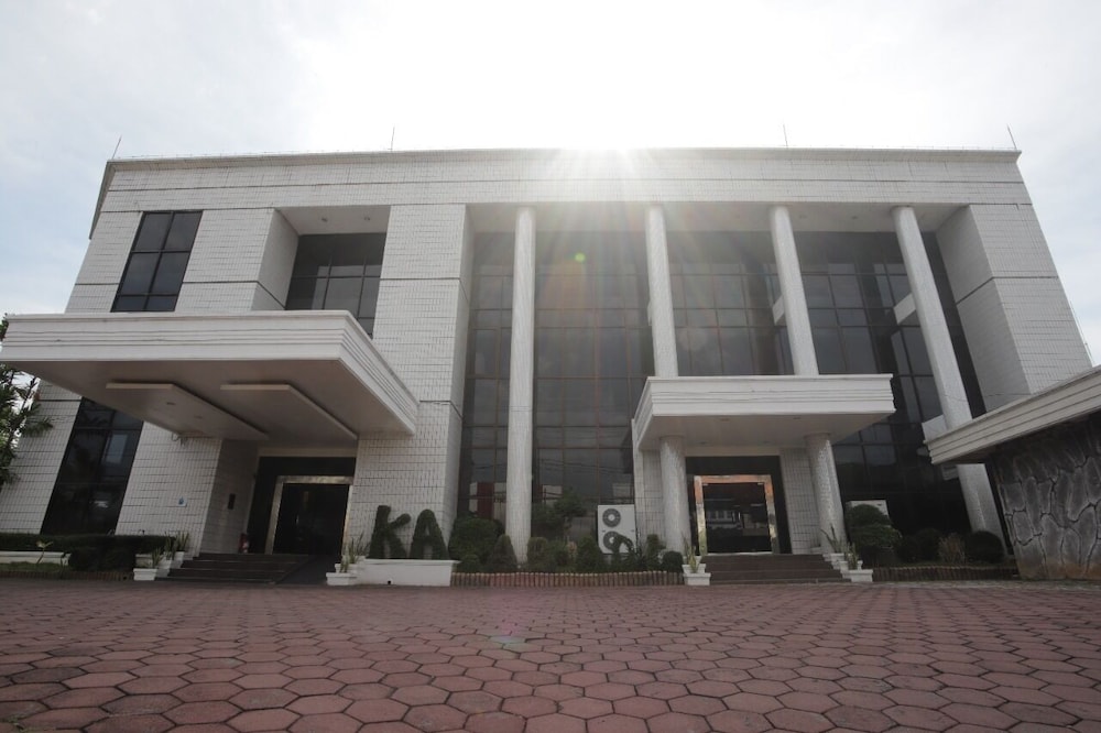 votel kartika abadi madiun