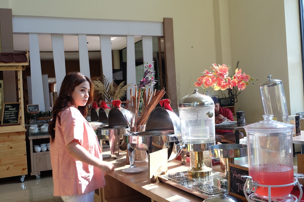 votel kartika abadi madiun