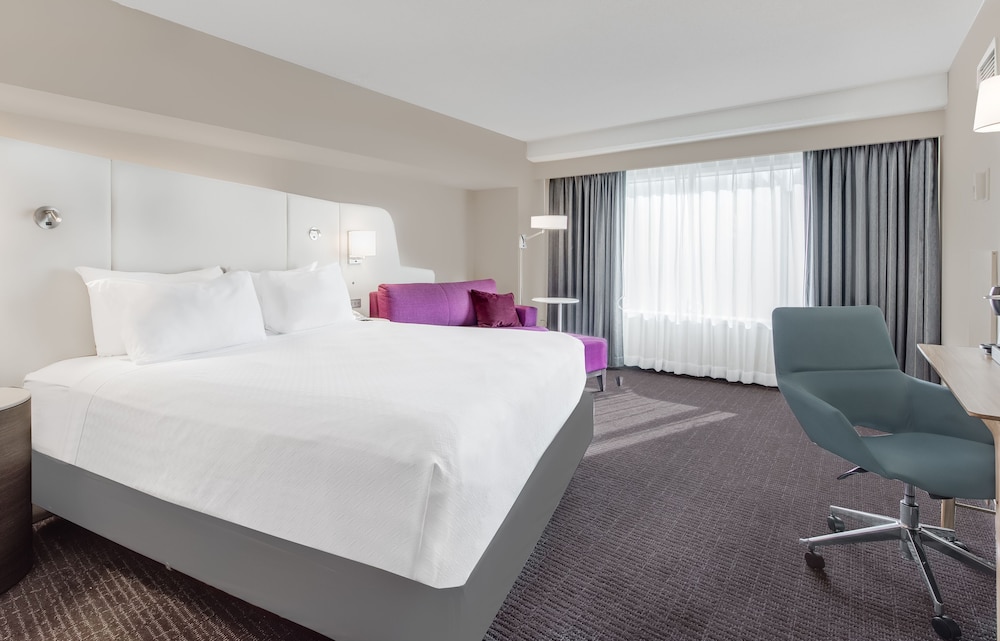 crowne plaza cleveland at playhouse square by ihg