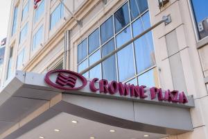 crowne plaza cleveland at playhouse square by ihg
