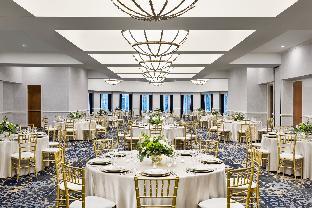 crowne plaza cleveland at playhouse square by ihg
