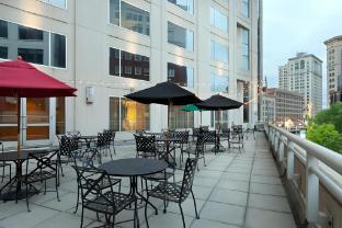 crowne plaza cleveland at playhouse square by ihg