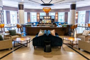 crowne plaza cleveland at playhouse square by ihg