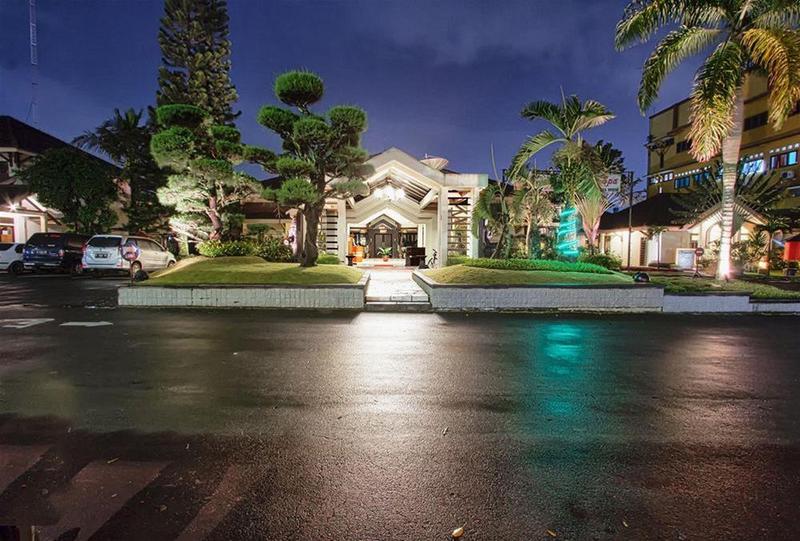 hotel montana dua malang