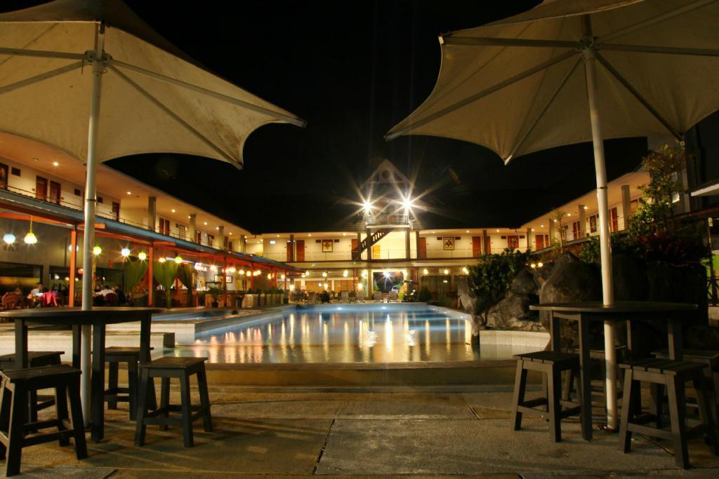 Sabda Alam Resort,Garut>>Bandung,3 star