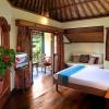 strawberry hill hotel and restaurant