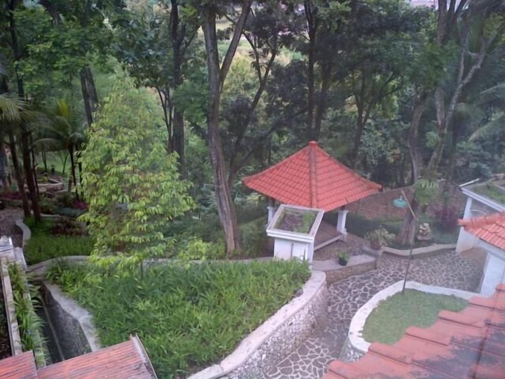 hotel tidar malang