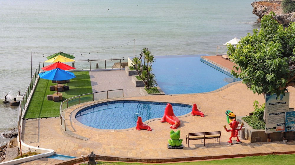 tanjung kodok beach resort