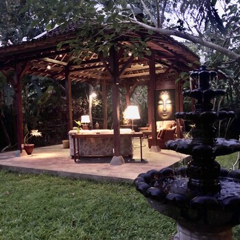 rumah boedi private residence villa