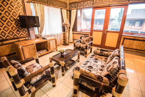 resort prima cisarua