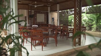 the satwa elephant ecolodge