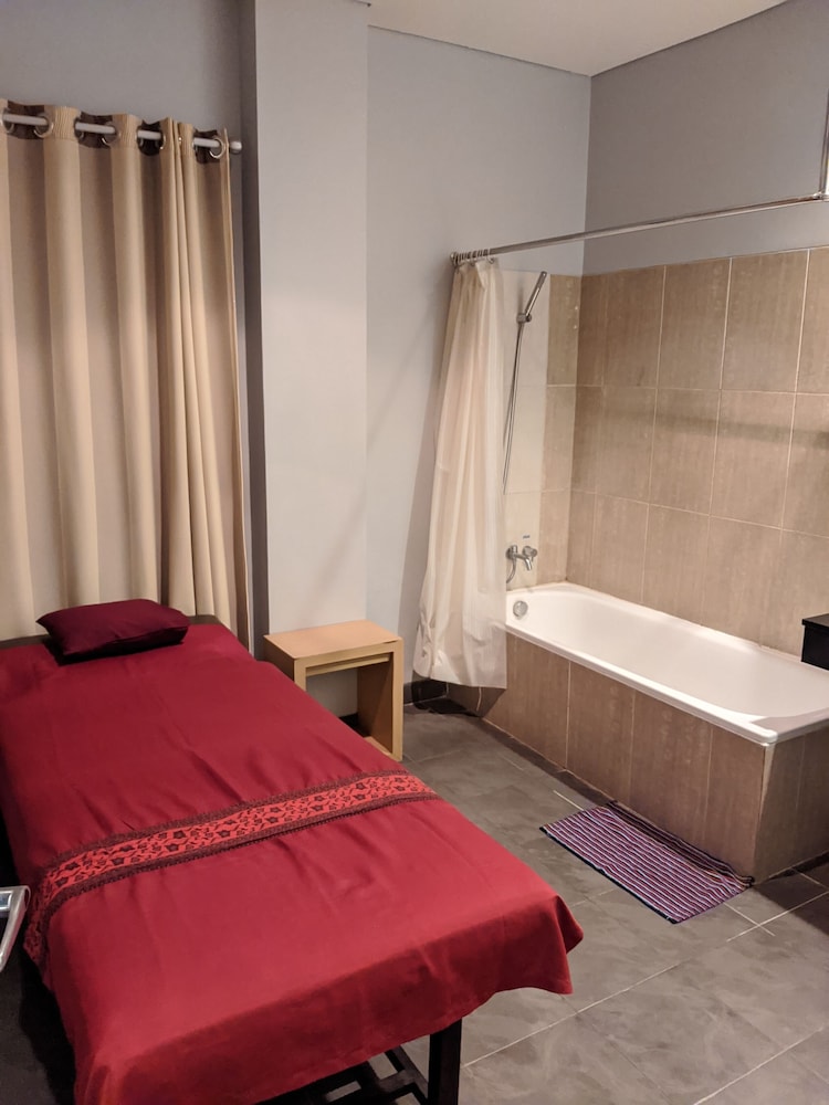 amalia hotel lampung