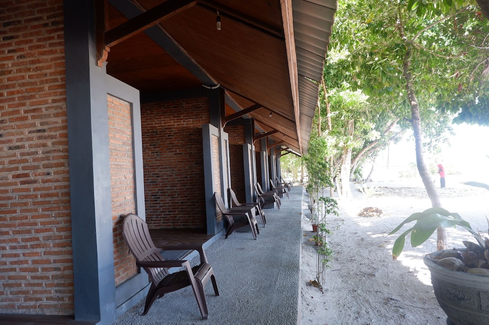 wakatobi patuno resort by sahid