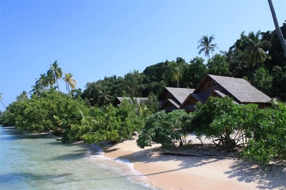 wakatobi patuno resort by sahid