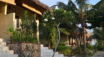 tamarind beach bungalows