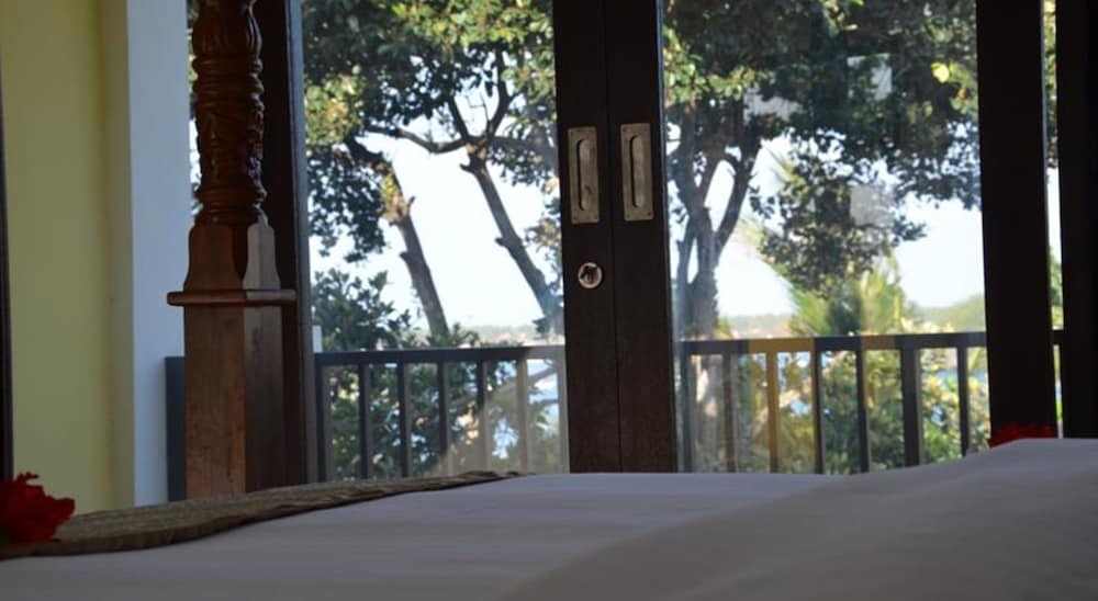 tamarind beach bungalows