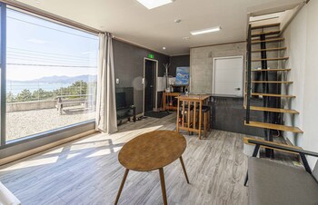 namhae butkokgiljinaseo