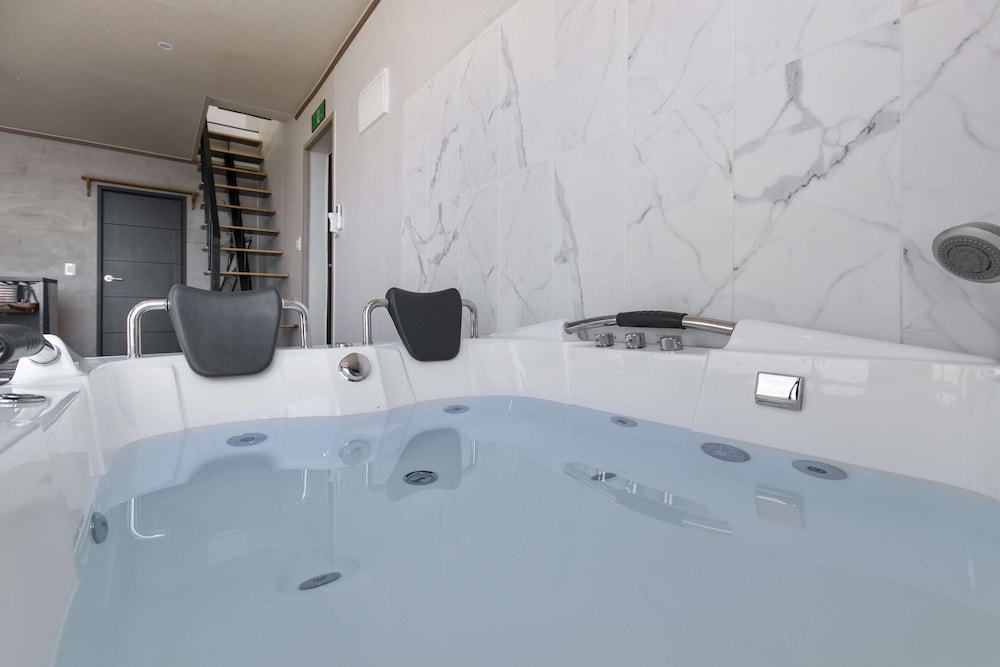 namhae butkokgiljinaseo