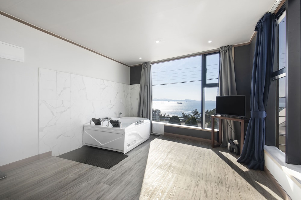 namhae butkokgiljinaseo