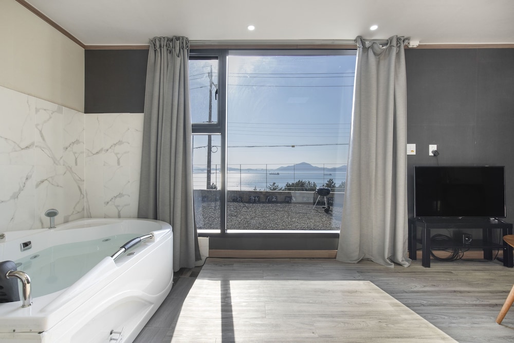 namhae butkokgiljinaseo