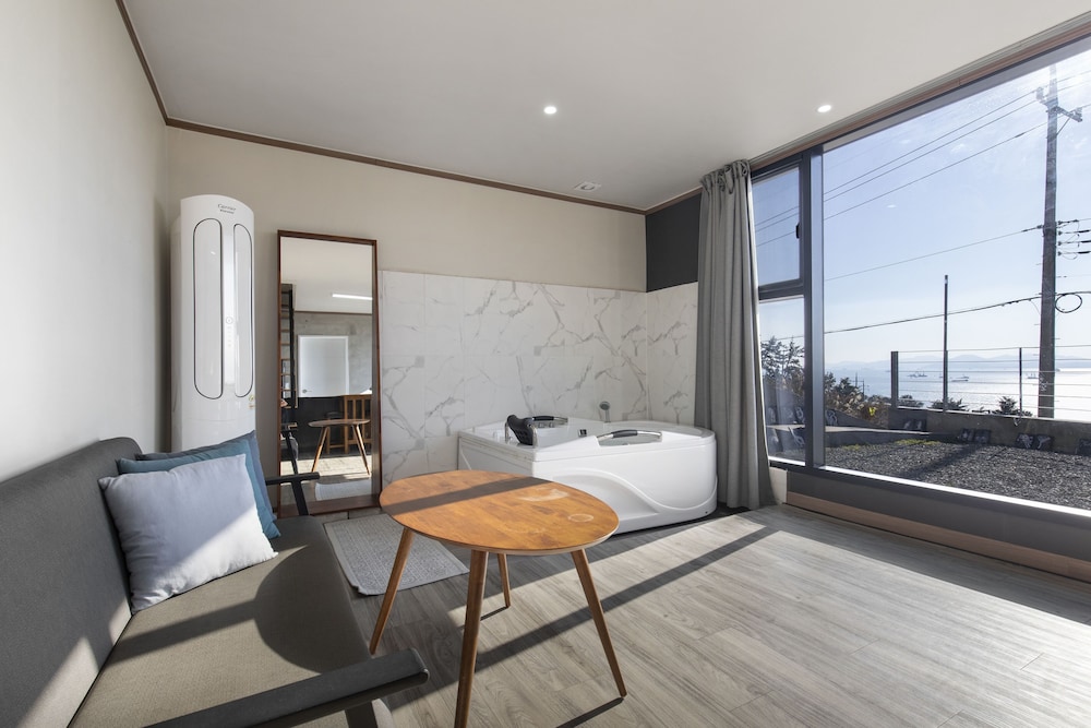 namhae butkokgiljinaseo